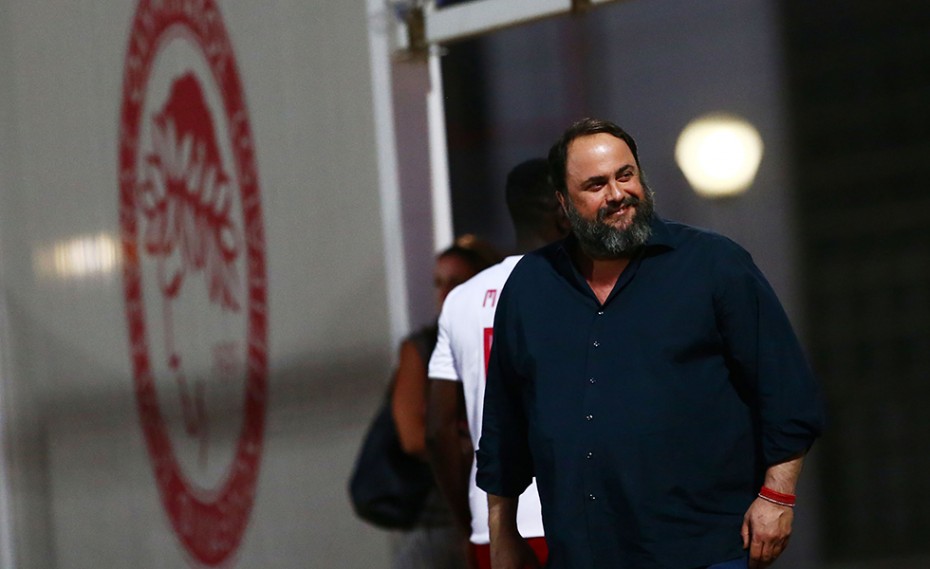 Βαγγέλης Μαρινάκης Πόλο Γυναικών: «Ζήτω ο Ολυμπιακός» [pic]