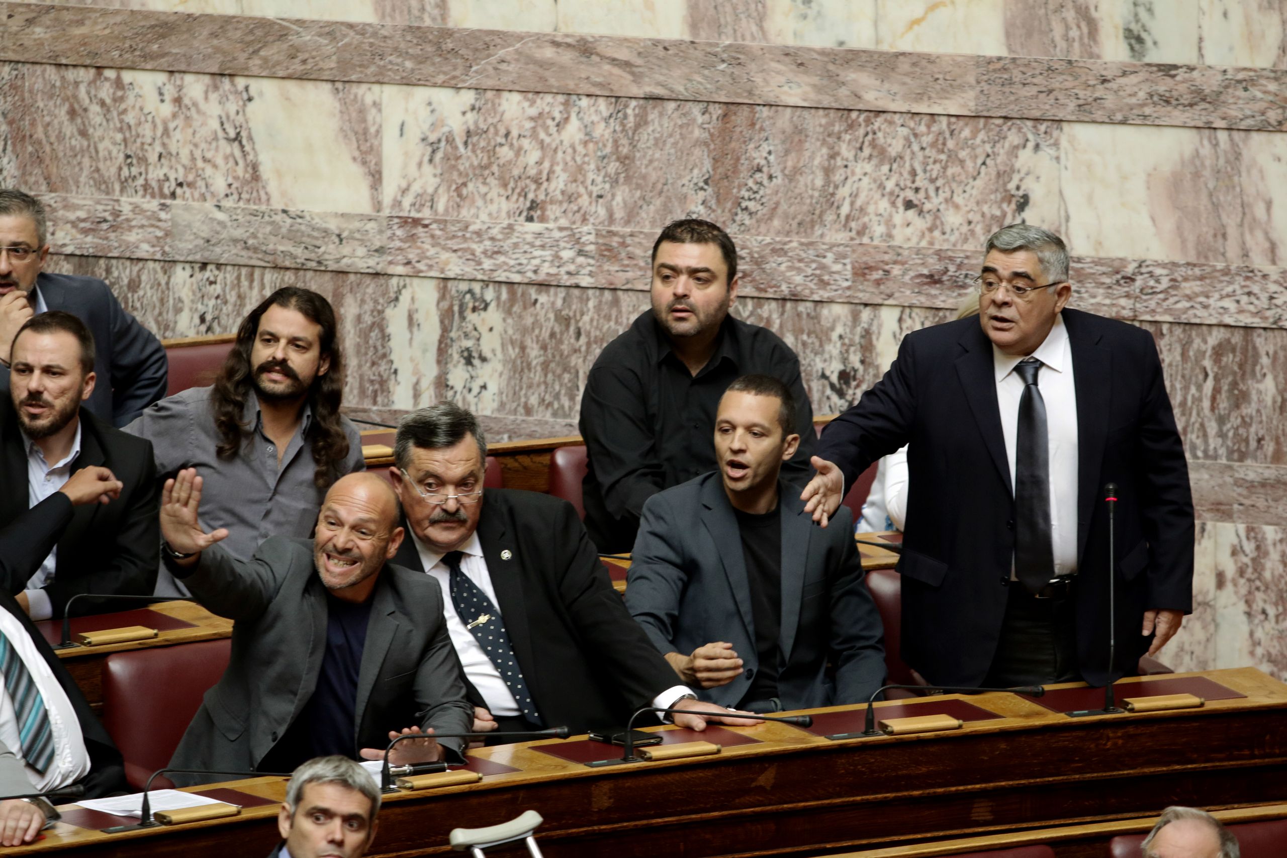 Χρυσή Αυγή: Στέρηση πολιτικών δικαιωμάτων στους καταδικασθέντες