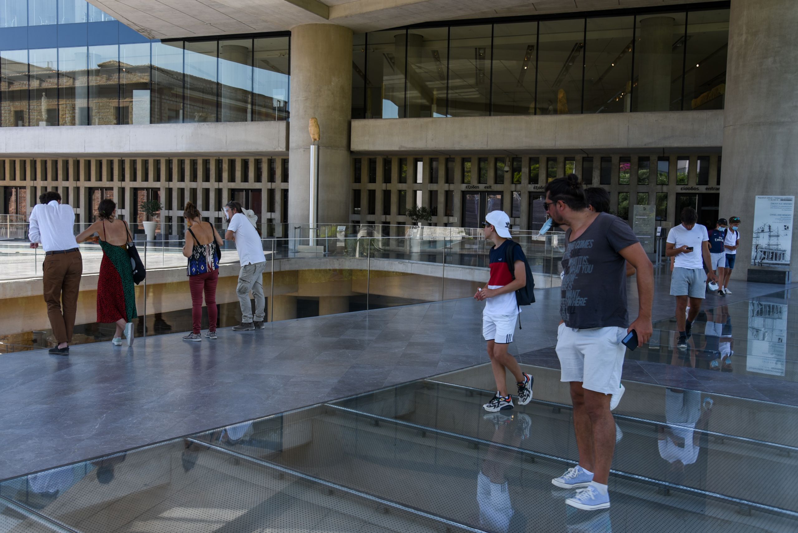 Άρση lockdown: Αυτά είναι όλα τα μέτρα που ανακοινώνονται σε λίγο