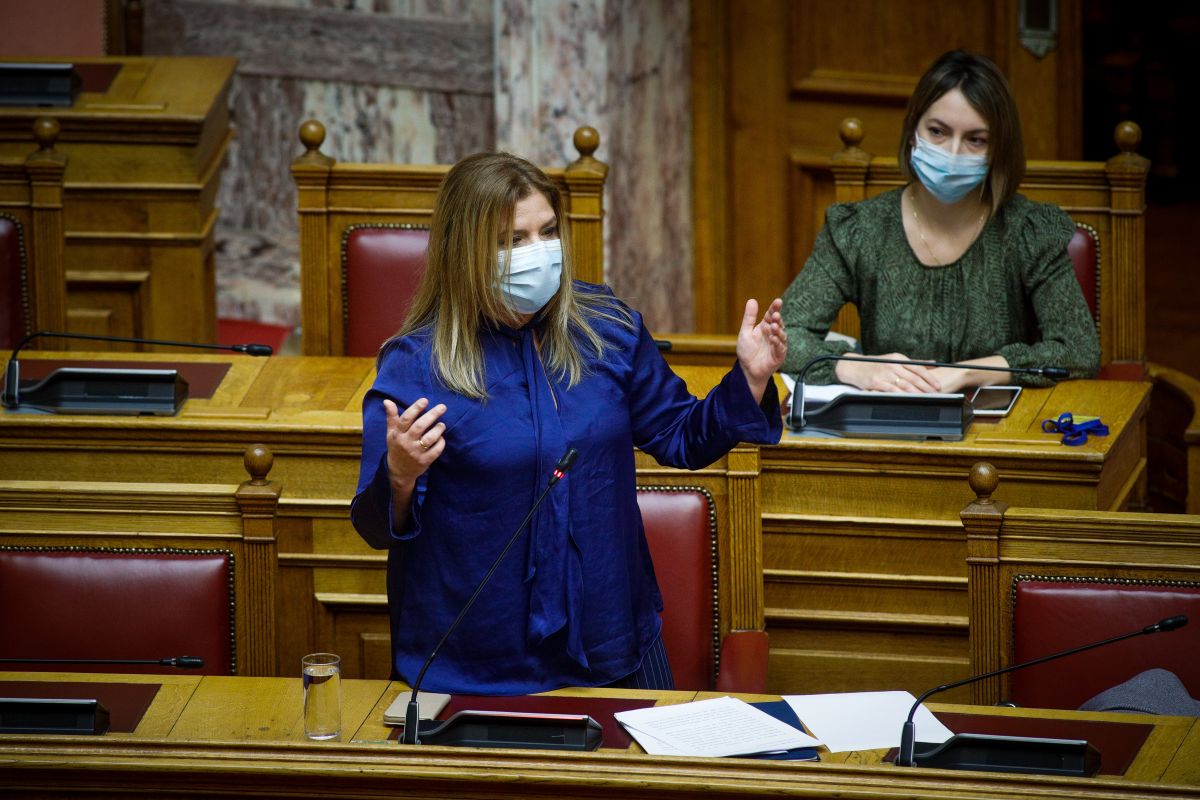 Μαρία Συρεγγέλα: Εμβολιάστηκε με το AstraZeneca