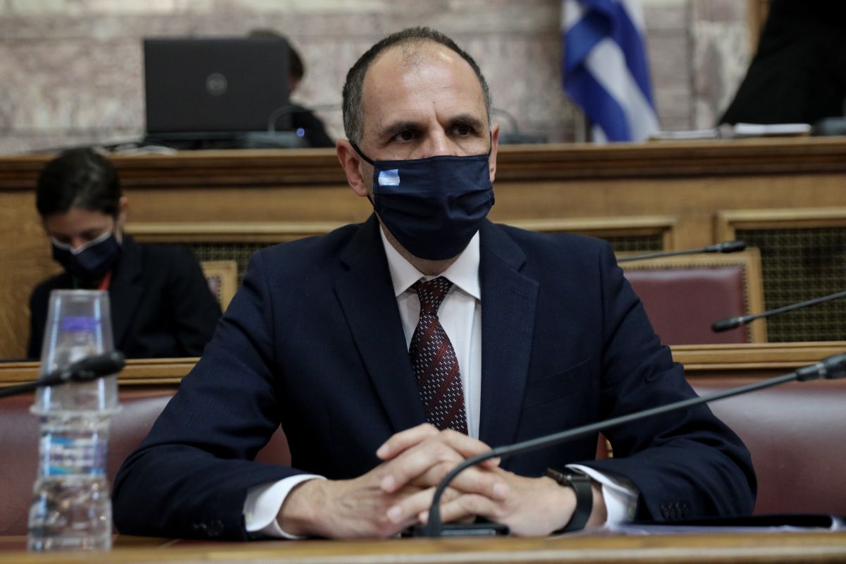 Γεραπετρίτης: Τι είπε για τις μετακινήσεις και τα SMS