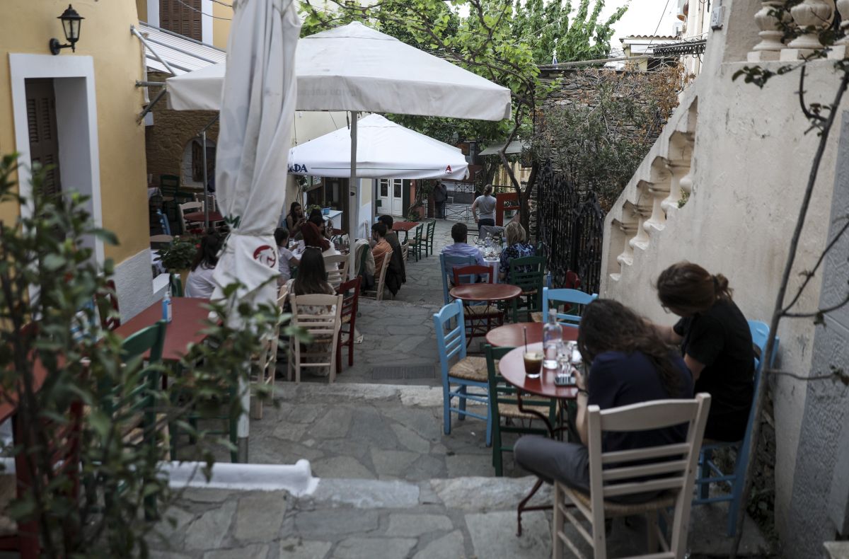 Lockdown: Τι ανοίγει μετά την εστίαση