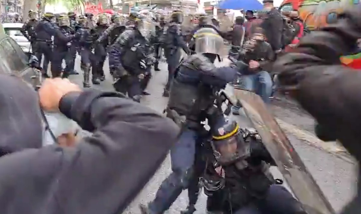 Γαλλία Εργατική Πρωτομαγιά: Σκληρές συγκρούσεις με την Αστυνομία