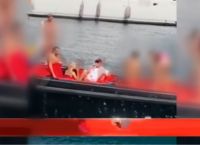 Τουρκία: Έκαναν γυμνή φωτογράφιση εν μέσω Ραμαζανιού σε πολυτελές σκάφος Τουρκία: Έκαναν γυμνή φωτογράφιση εν μέσω Ραμαζανιού σε πολυτελές σκάφος