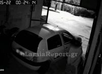 Λαμία: Διάρρηξη αυτοκινήτου on camera – Ο ιδιοκτήτης είδε με τα μάτια του όλα όσα έγιναν