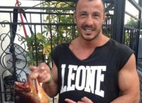 Τάσος Μπερδέσης: Αθλητής του Παναθηναϊκού ο πυγμάχος που εκτέλεσαν στη Βάρη Τάσος Μπερδέσης: Αθλητής του Παναθηναϊκού ο πυγμάχος που εκτέλεσαν στη Βάρη