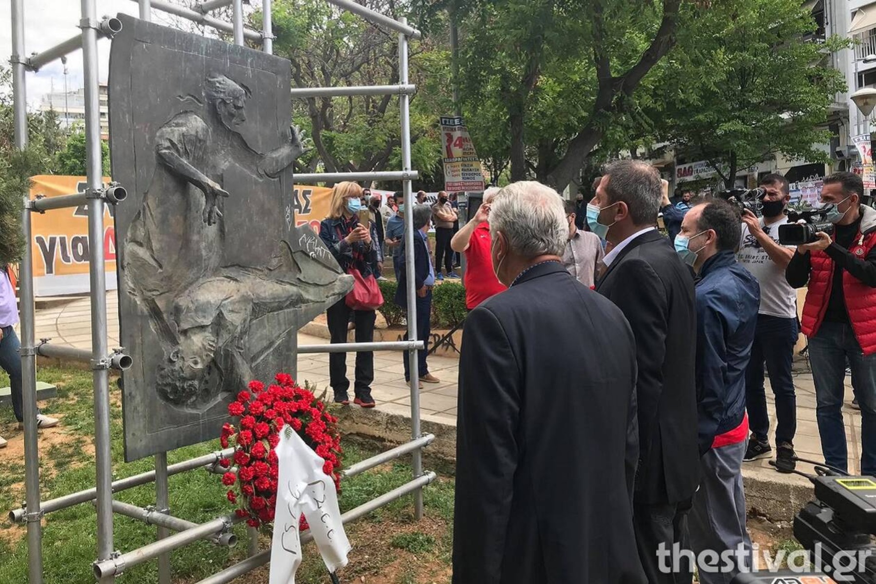Πρωτομαγιά Θεσσαλονίκη: Κατάθεση στεφάνων από το ΕΚΘ