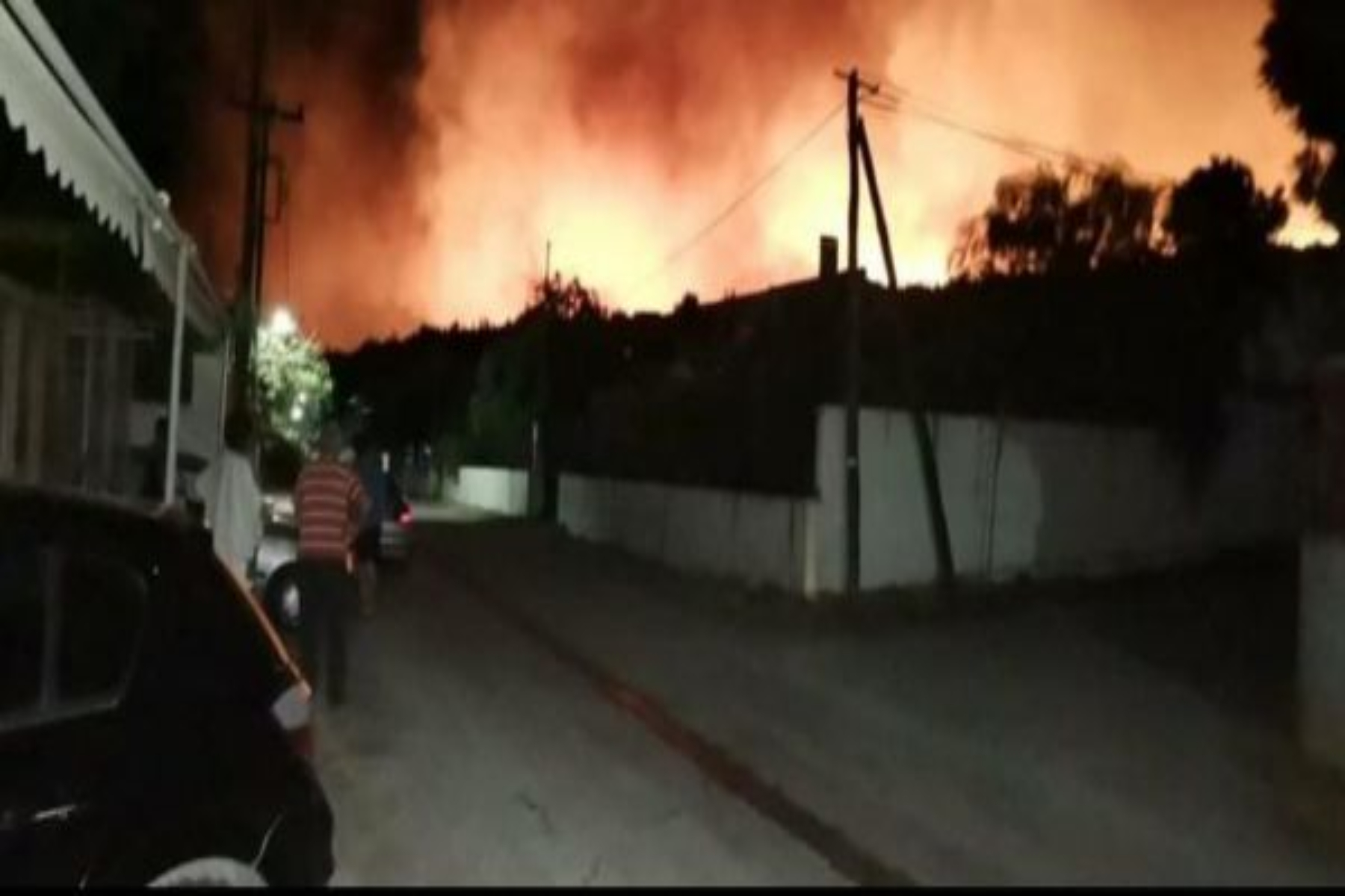 Πυρκαγιά Κορινθία: Εκκενώθηκαν δυο οικισμοί