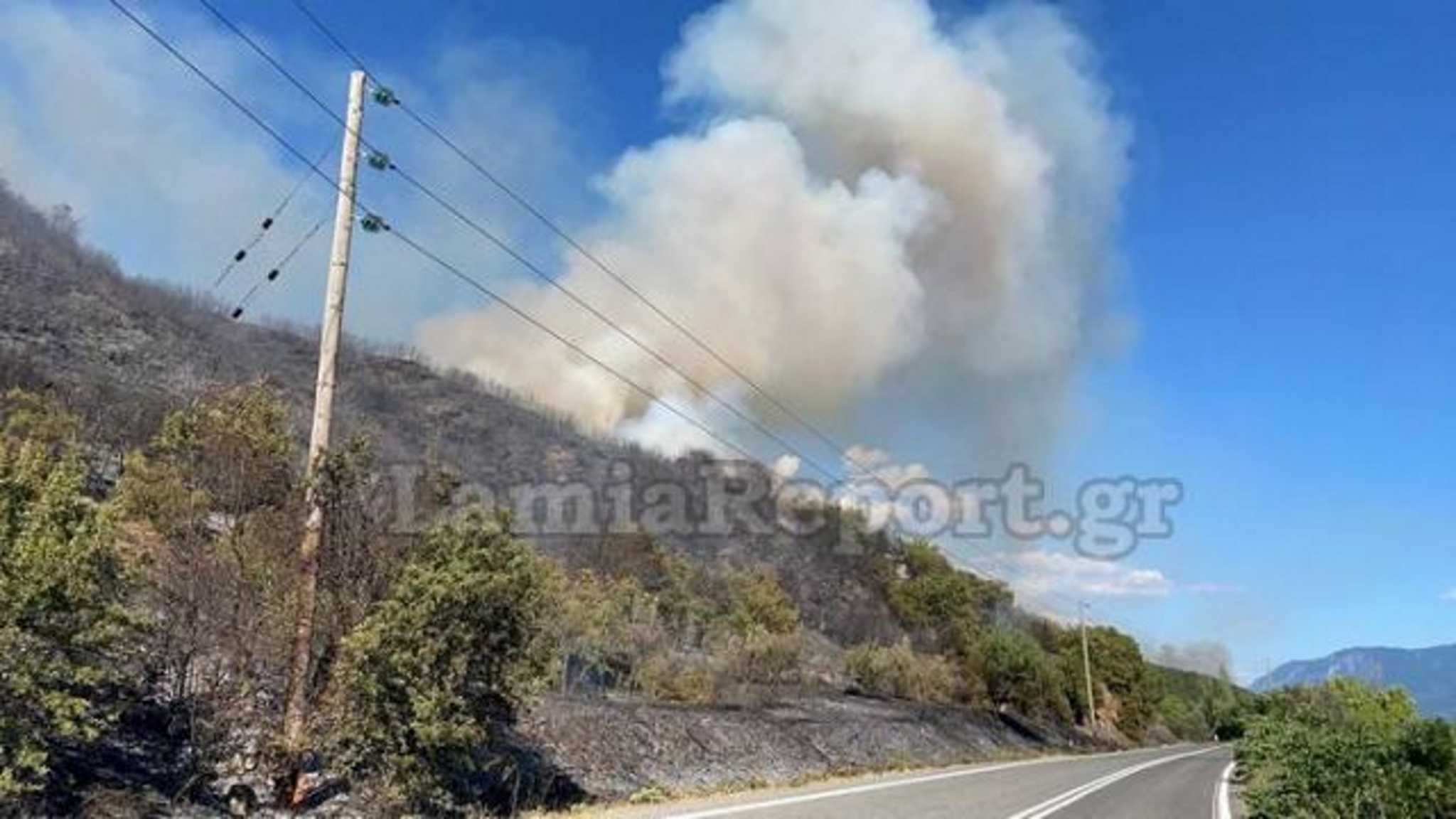 Φωτιά στην Μακρακώμη