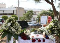 Γιώργος Καραϊβάζ: Ράγισαν καρδιές στο μνημόσυνο του δημοσιογράφου Γιώργος Καραϊβάζ: Ράγισαν καρδιές στο μνημόσυνο του δημοσιογράφου