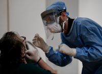 Κρούσματα σήμερα 4/6: 1.112 νέες λοιμώξεις Κρούσματα σήμερα 4/6: 1.112 νέες λοιμώξεις