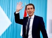 Αυστρία: Ο Σεμπάστιαν Κουρτς τάσσεται υπέρ της άρσης της πατέντας των εμβολίων Αυστρία: Ο Σεμπάστιαν Κουρτς τάσσεται υπέρ της άρσης της πατέντας των εμβολίων