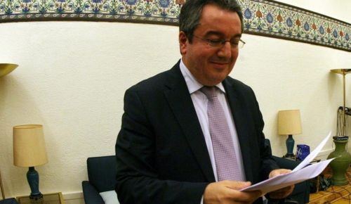 Μόσιαλος: Η παρέμβαση για τους αρνητές εμβολιασμών