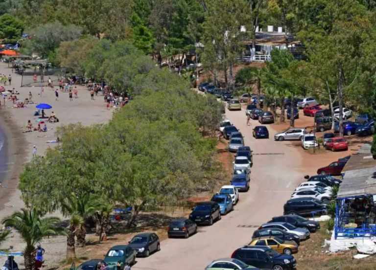 Ναύπλιο: Πλημμύρισε από κόσμο η παραλία Καραθώνας