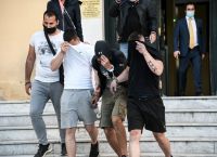 Νέα Σμύρνη: Ελεύθεροι με όρους οι πέντε νεαροί που μαχαίρωσαν 60χρονο Νέα Σμύρνη: Ελεύθεροι με όρους οι πέντε νεαροί που μαχαίρωσαν 60χρονο