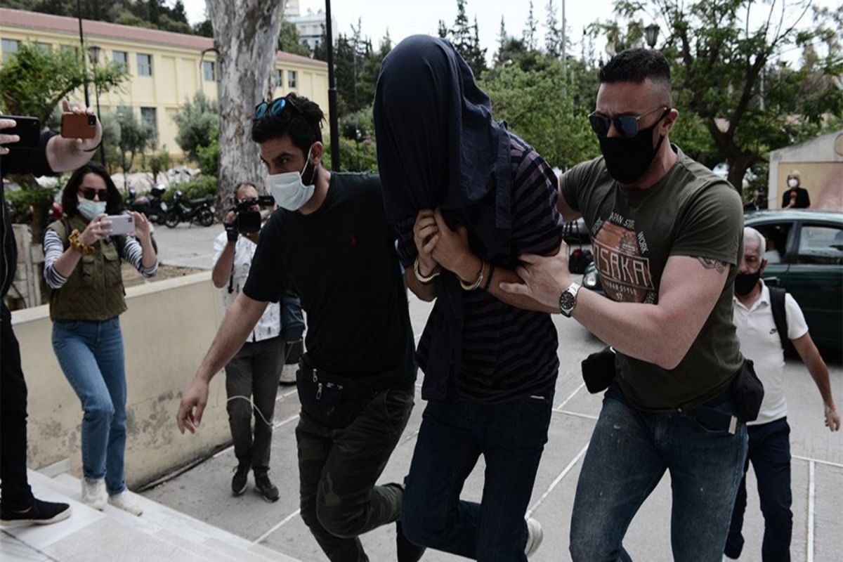 Νέα Σμύρνη: Ύποπτος και για απόπειρα βιασμού ο 22χρονος επιδειξίας