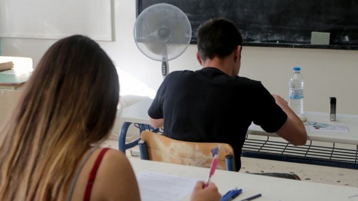 Πανελλήνιες: Έως αύριο η διάθεση των δυο πρώτων self tests για τους υποψηφίους