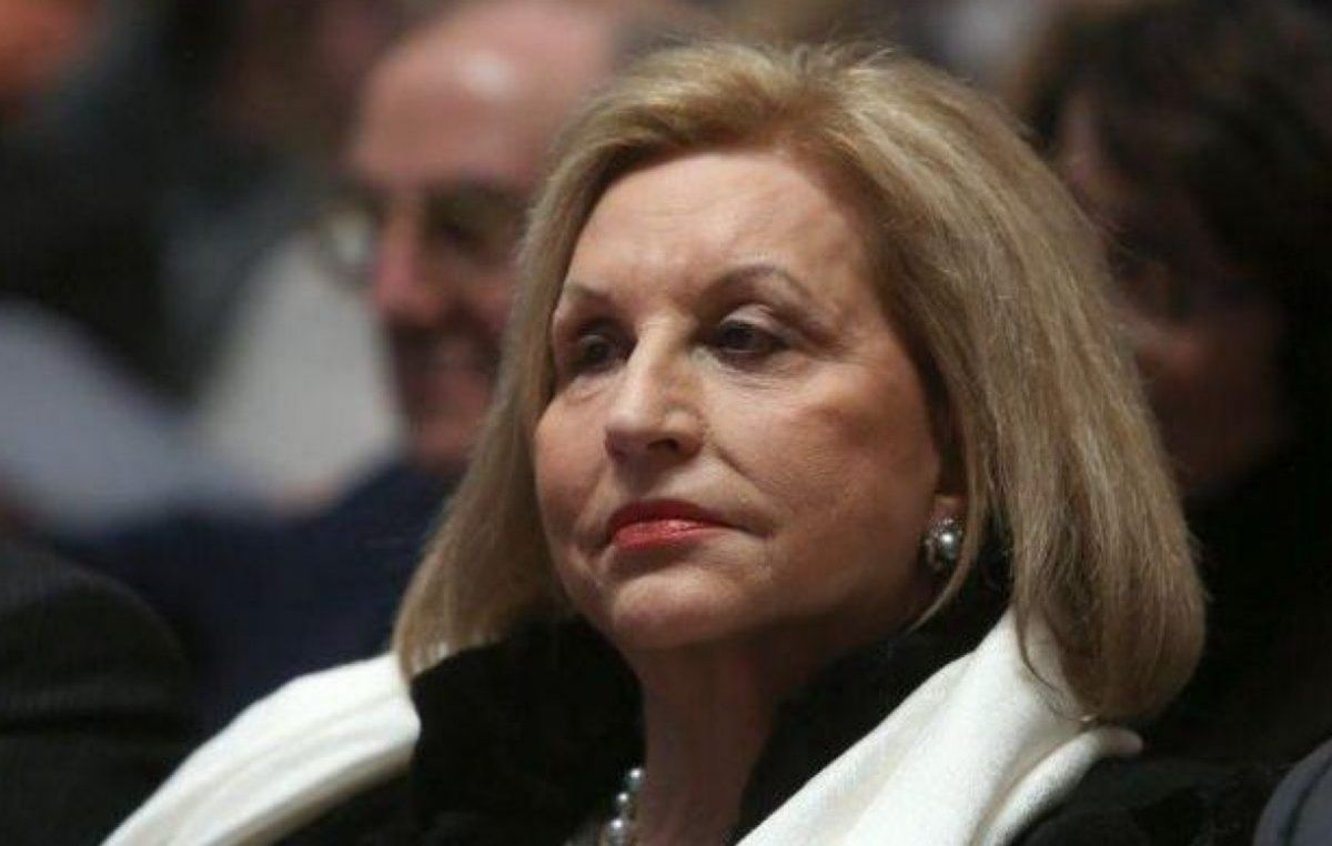 Φάνη Πάλλη Πετραλιά: Πέθανε ο σύζυγός της