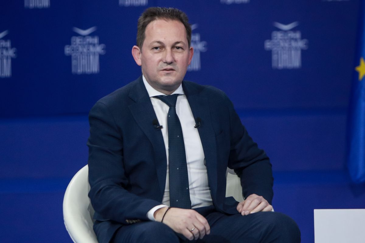 Πέτσας για πλημμύρες σε Εύβοια: Μην τις συνδέουμε με τα καμένα