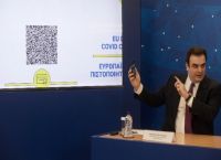 Πιερρακάκης για πιστοποιητικό: Εργαλείο επιστροφής στην καθημερινότητα