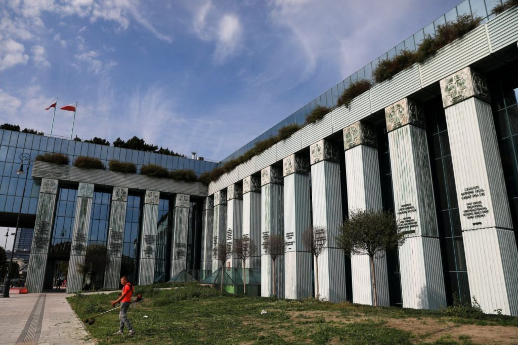 Πολωνίας: Απειλή βόμβας στο Ανώτατο Δικαστήριο
