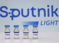 Sputnik Light: Θετικά νέα για τη χορήγηση του εμβολίου σε άτομα άνω των 60 ετών Sputnik Light: Θετικά νέα για τη χορήγηση του εμβολίου σε άτομα άνω των 60 ετών