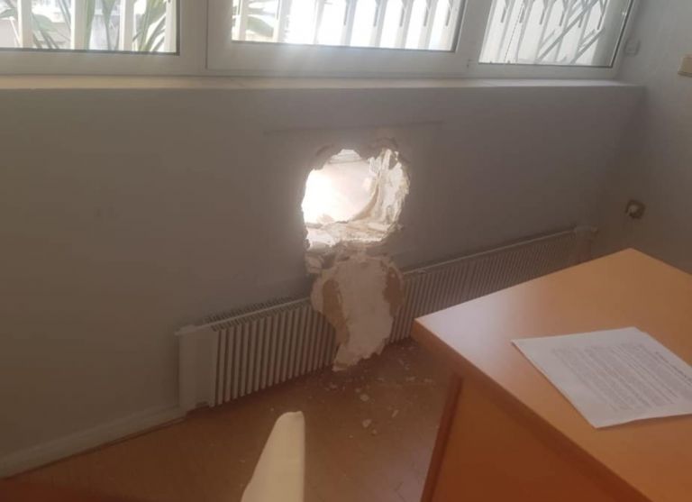 Ριφιφί στο γραφείο του Eυκλείδη Τσακαλώτου