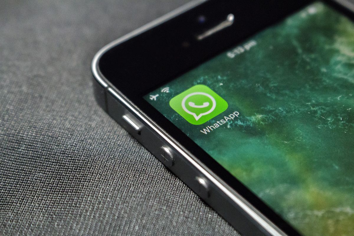 WhatsApp: Φέρνει reactions για τα μηνύματα
