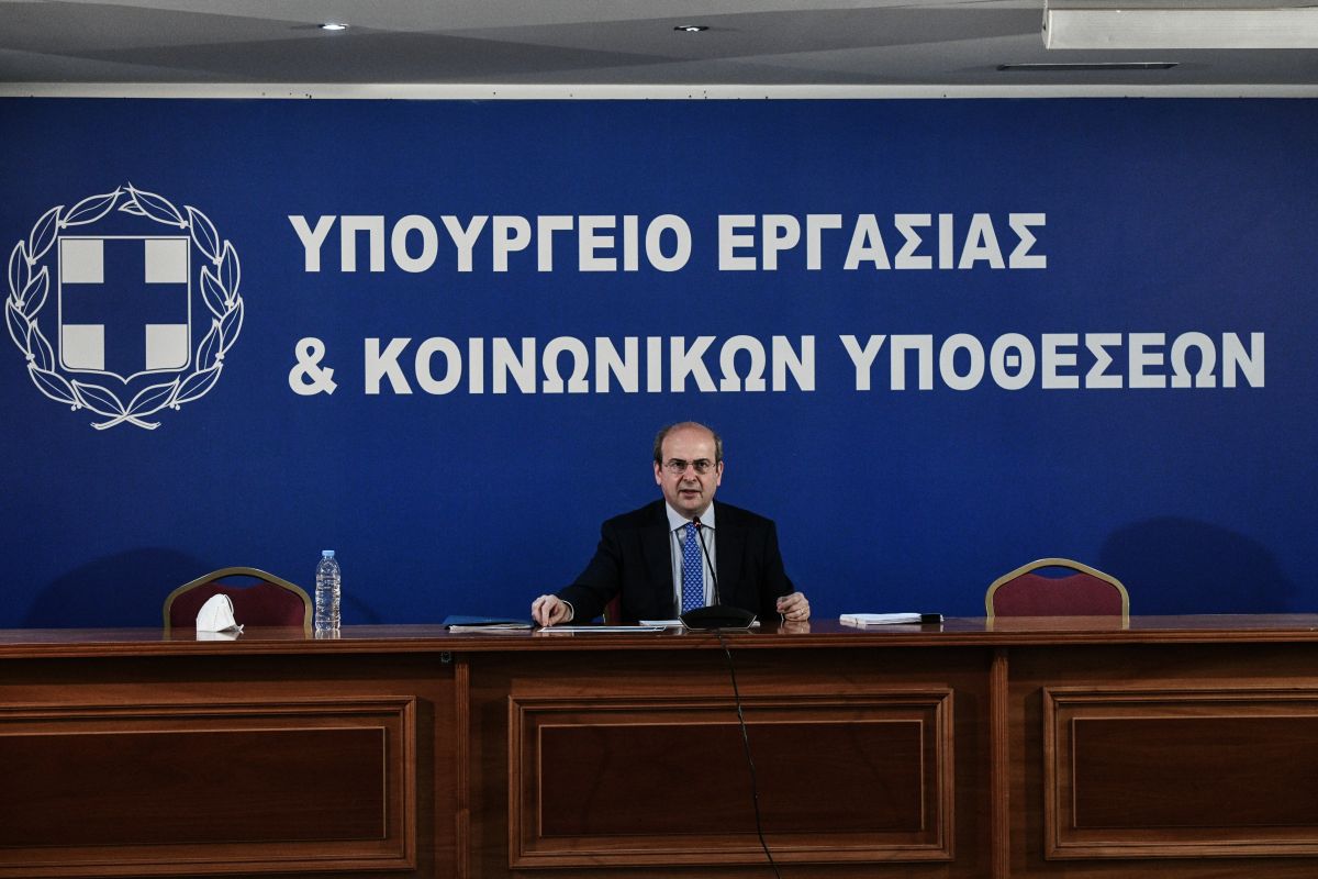 Χατζηδάκης – Εργασιακά : Τι περιλαμβάνει ολόκληρο το εργασιακό νομοσχέδιο