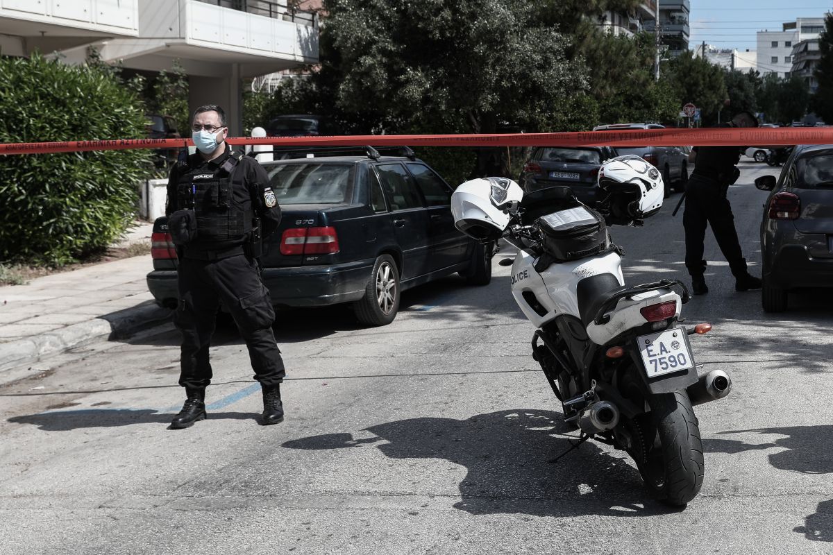 Άλιμος: Συνελήφθη ο άνδρας που γάζωσε πολυκατοικία
