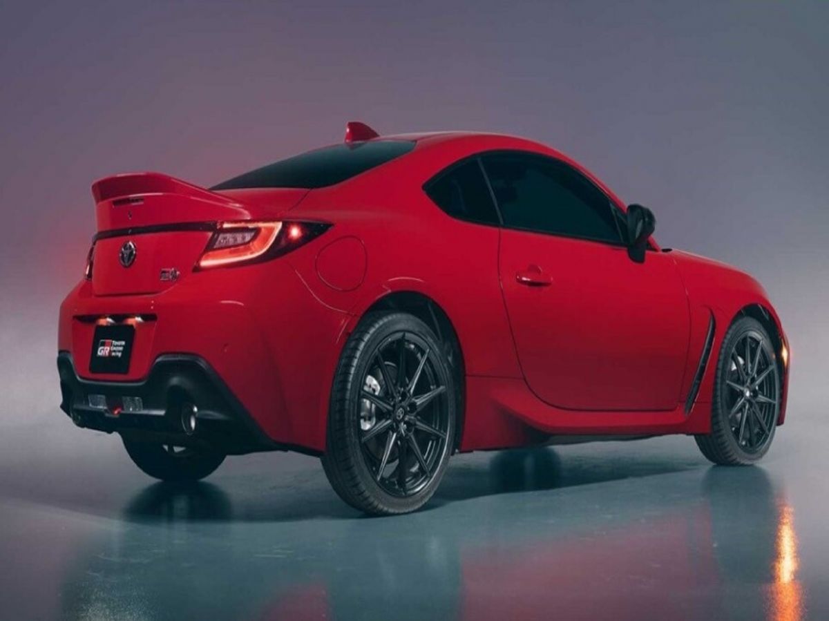 Toyota: Η HKS αναβαθμίζει το GR 86