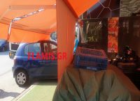 Πάτρα: Έχασε τον έλεγχο και κατέληξε με το αυτοκίνητό της μέσα σε μανάβικο