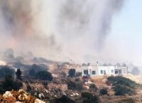 Πάρος: Αναζωπυρώθηκε η πυρκαγιά
