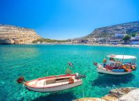 Απίστευτο: Δεν φαντάζεστε ποια Ελληνίδα πολιτικός ποζάρει σε σκάφος