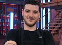 MasterChef 5: Ο Διονύσης Σαρακίνης εξομολογήθηκε ότι συγκατοικεί με την Ανούς Χεριμιάν