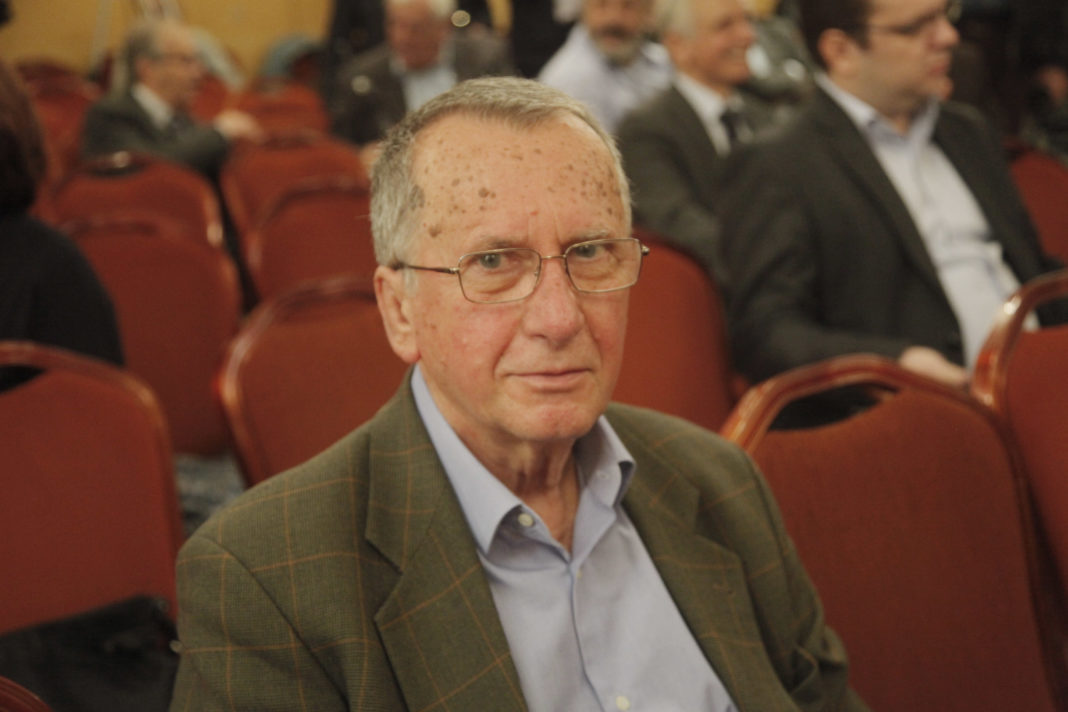 Πέθανε ο Γιώργος Δρυς