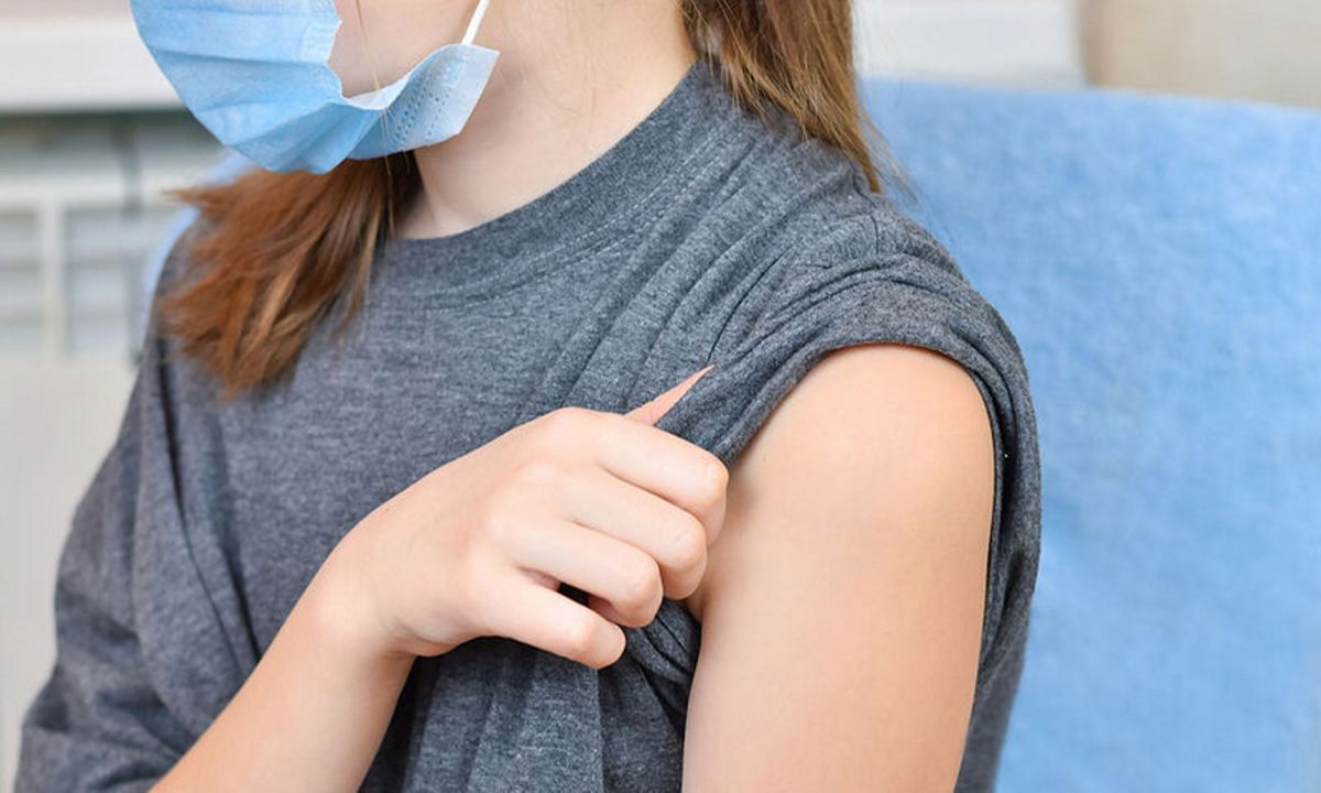 Εμβόλιο: Κατατέθηκε η τροπολογία για τα 50gb στους νέους – Το ποσά στους ιδώτες γιατρούς ανά εμβολιασμό