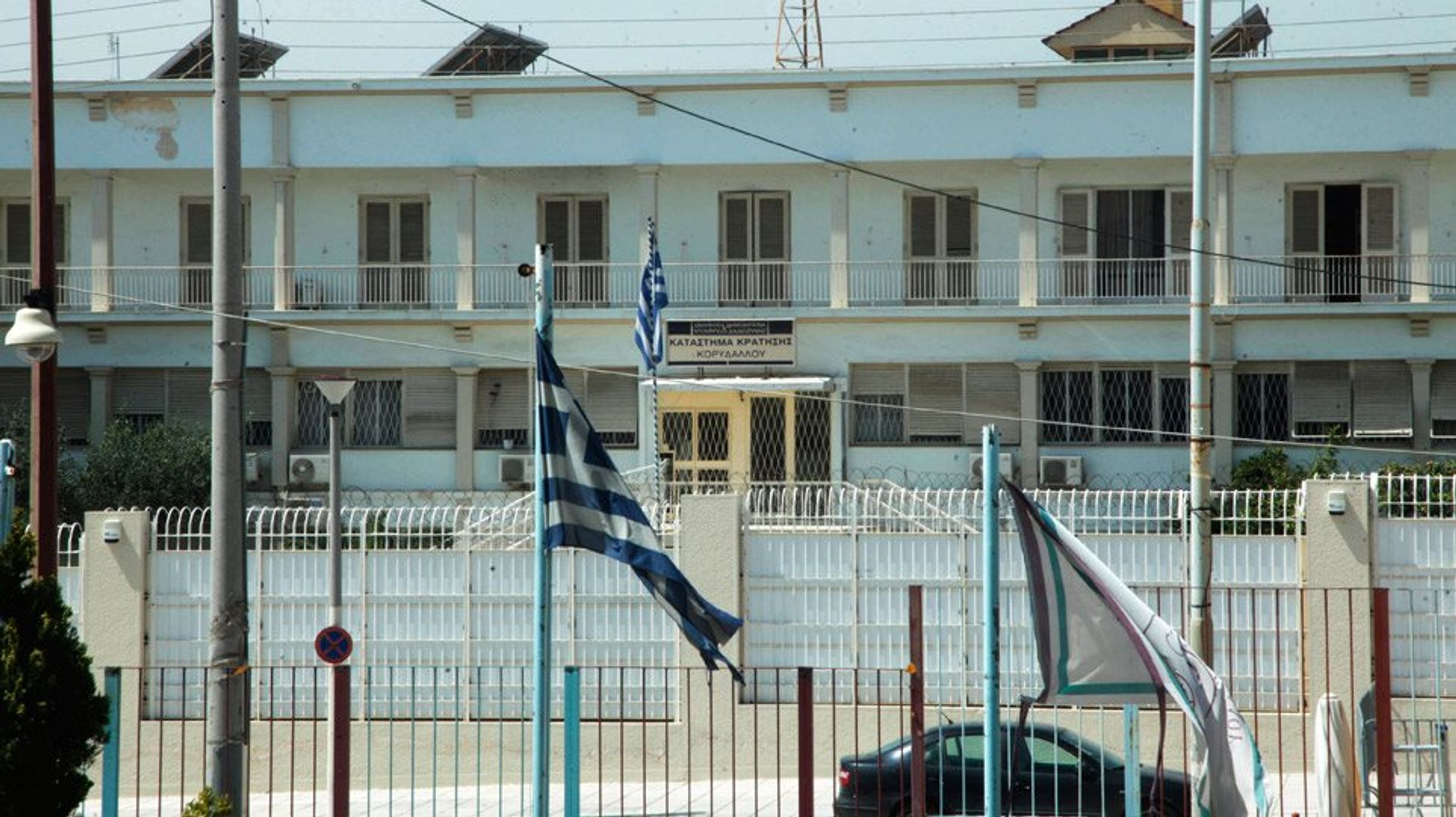 Γλυκά Νερά: Με ποιους θα είναι στο ίδιο κελί ο πιλότος