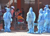 Ινδία: Άλλοι 3.921 θάνατοι εξαιτίας της Covid-19, πάνω από 70.000 κρούσματα σε 24 ώρες Ινδία: Άλλοι 3.921 θάνατοι εξαιτίας της Covid-19, πάνω από 70.000 κρούσματα σε 24 ώρες