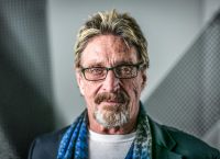 Τζον ΜακΆφι: Τι έδειξε η επίσημη νεκροψία