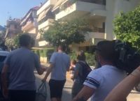 Γλυκά Νερά Λυδία: Η μητέρα του πιλότου παρέδωσε το βρέφος στους γονείς της Καρολάιν