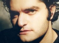 Πέθανε ο Γιώργος Μαυραειδής