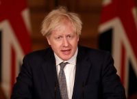 Τζόνσον: Εάν θέλετε να αποφύγετε νέα μέτρα κάντε το εμβόλιο