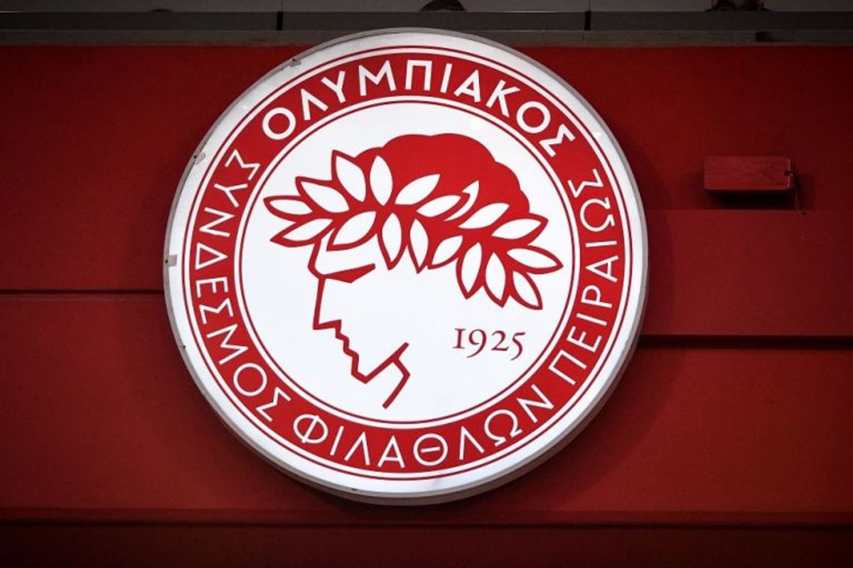Ερυθρόλευκος άσος ψάχνεται να φύγει