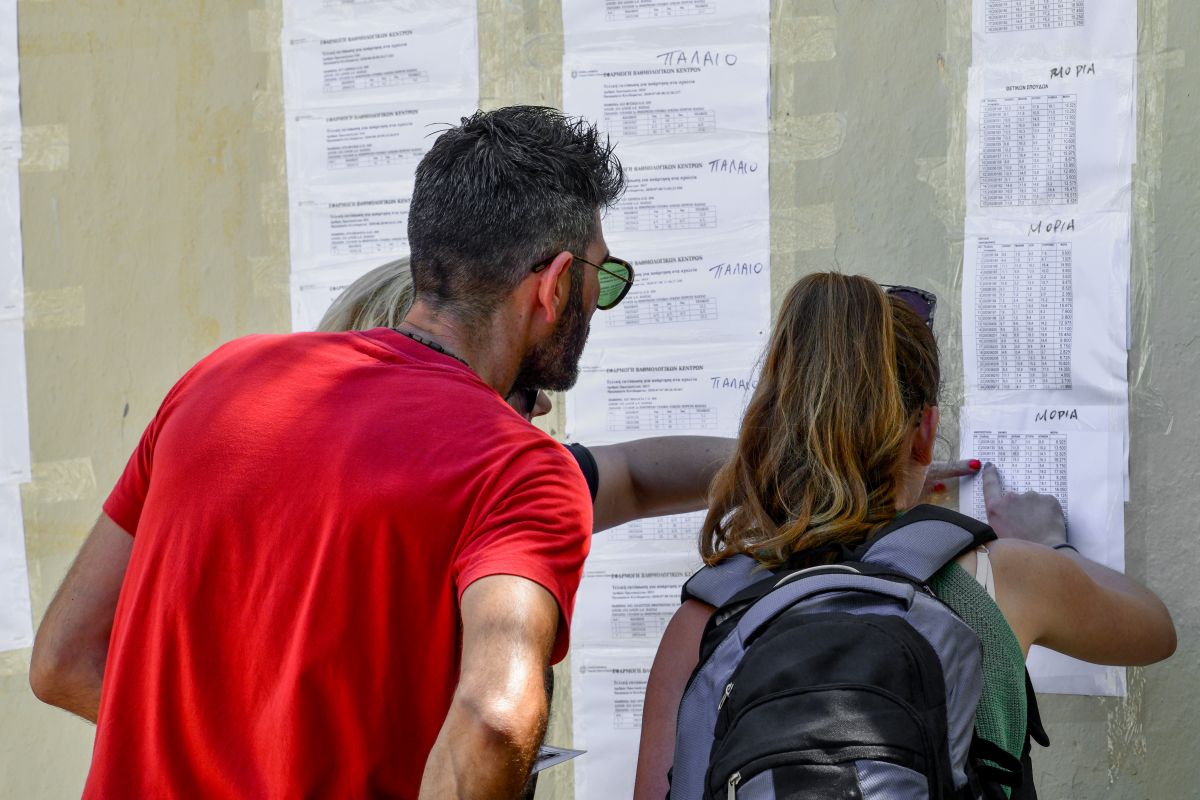 Βάσεις 2021: Άνοδος σε 3 από τα 4 πεδία – Ποιες σχολές θα εκτοξευθούν