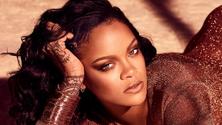 Rihanna: «Έκοψε την ανάσα» με τα νέα της εσώρουχα