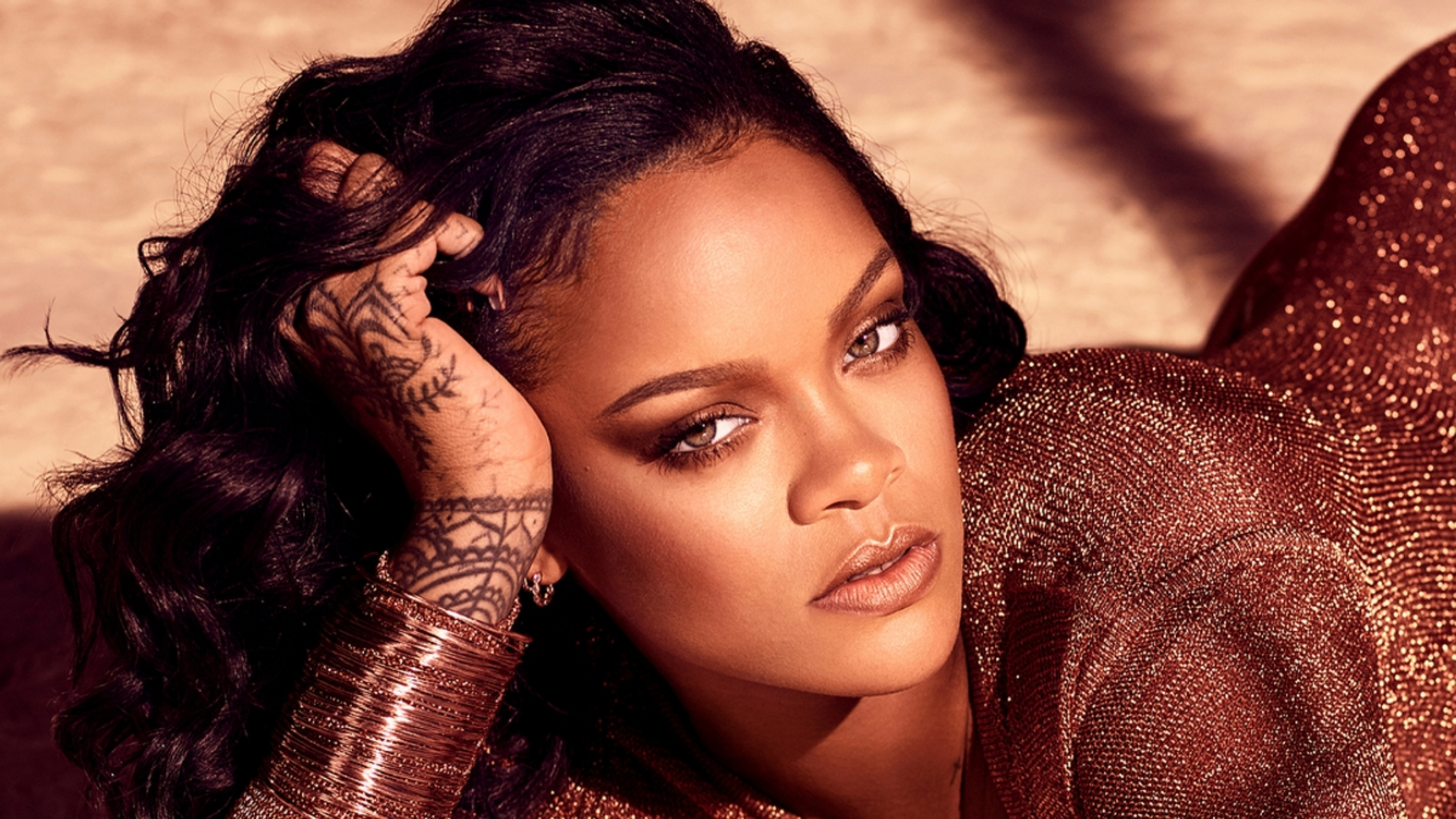 Rihanna: «Έκοψε την ανάσα» με τα νέα της εσώρουχα