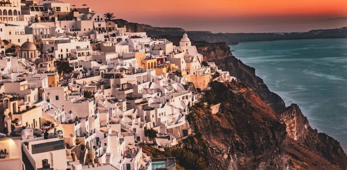Βρετανία: Πέντε ελληνικά νησιά μπαίνουν στην πράσινη λίστα