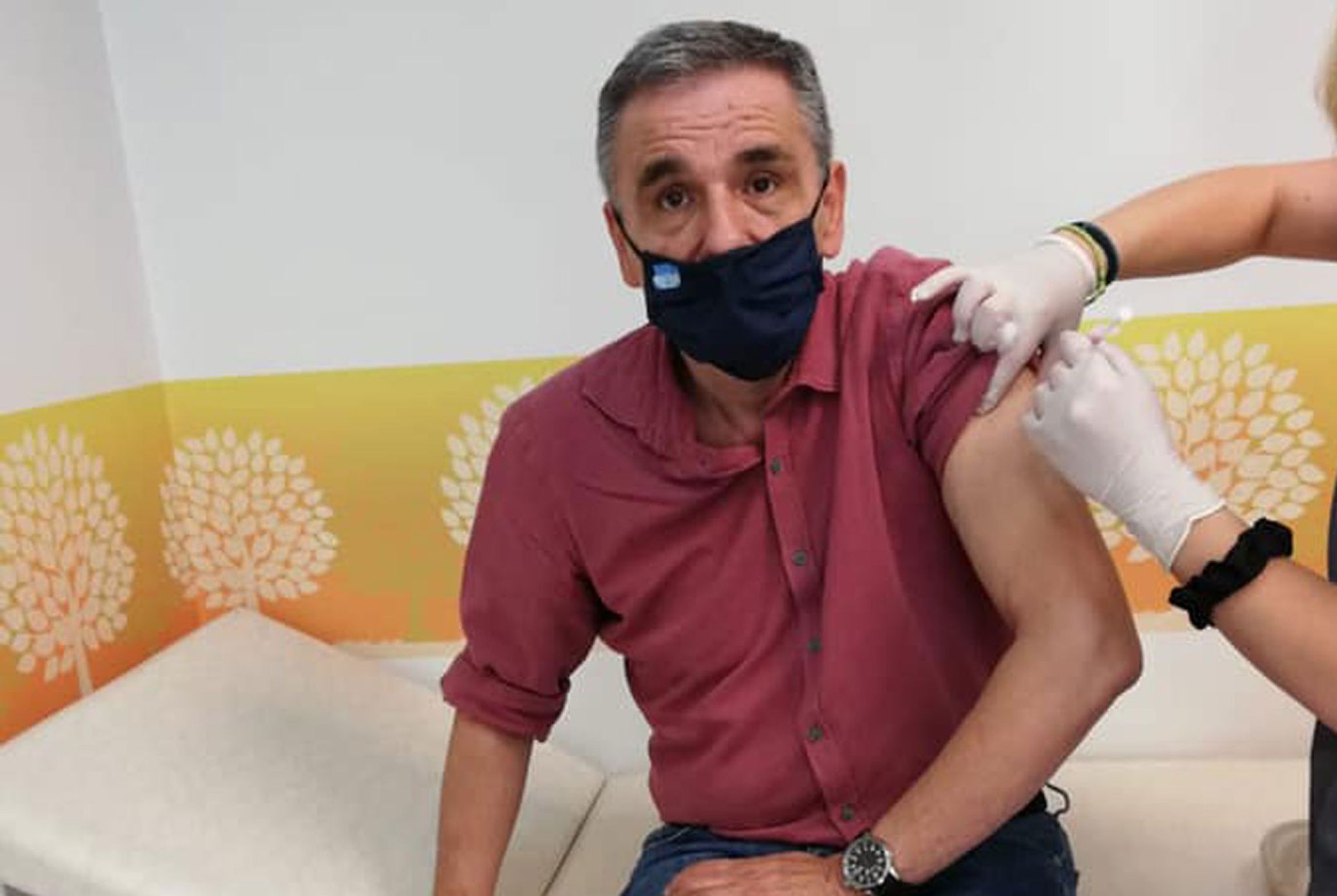 Τσακαλώτος εμβόλιο: Έκανε την δεύτερη δόση