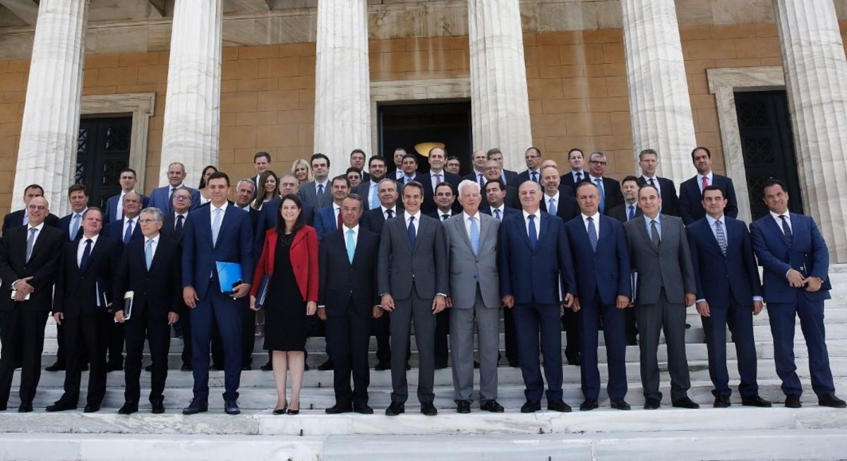 Δημοσκόπηση GPO Ιουνίου: Ανατροπή στη δημοφιλία υπουργών